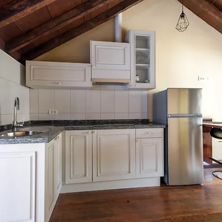 La Buhardilla De La Vicaria * La Laguna (Tenerife)